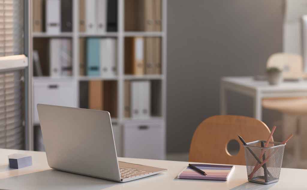 Keeping the desk tidy is one tip I have for helping you focusing on work when working remote.