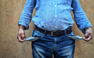 Amora V Lifestyle as 10 Ways Financial Choices are Wreaking Havoc on Your Life.