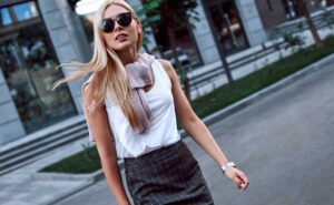 Do you know the signs of an elegant woman?