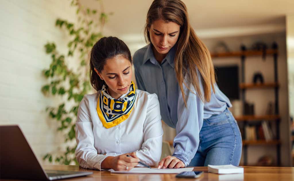 Wanting to see others succeed is another habit to achieve a positive attitude.